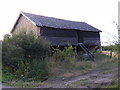 TM1082 : Barn off Lodge Lane by Geographer