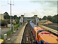 SU7239 : Alton Railway Station, Platforms 1 and 2 and Passenger Footbridge by David Dixon