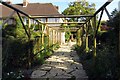 SU6787 : Garden path at Nuffield Place by Steve Daniels