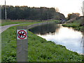 SK6682 : Chesterfield Canal at Barnby Wharf by Alan Murray-Rust