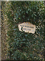 TM3271 : White House Farm sign by Geographer