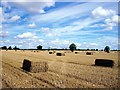 TF0823 : Straw bales at Hanthorpe, near Bourne, Lincolnshire by Rex Needle