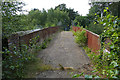 SU8953 : Disused railway bridge, Ash by Alan Hunt