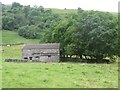 SD9573 : Stone barn in Wharfedale by Graham Robson