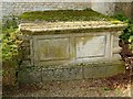 SK9508 : Table tomb, Empingham churchyard by Alan Murray-Rust