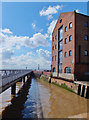 TA1028 : Old Harbour, River Hull, Kingston upon Hull by Bernard Sharp