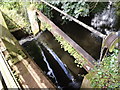 TL9383 : Weir on River Thet off Brettenham Road by Geographer