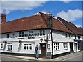 SU8821 : Midhurst - The Bricklayers Arms by Colin Smith