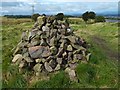 NS4759 : Cairn in the Fereneze Hills by Lairich Rig