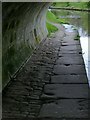 SJ9271 : Bullock's Lane Bridge (44) over the Macclesfield Canal by Alan Murray-Rust