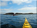 HU3442 : Arriving at Lunga Skerries by Andy Waddington