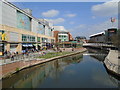 SU7173 : Kennet & Avon Canal by The Oracle, Reading by Paul Gillett