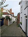 TQ5838 : Tunbridge Wells: down Frog Lane by John Sutton