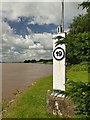 SE7823 : Navigation marker beside the River Ouse by Graham Hogg