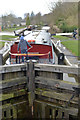 SD9354 : Higherland Lock (no. 32), Leeds and Liverpool Canal, Gargrave by habiloid