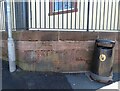 NY5130 : Wall and litter bin by Adrian Taylor