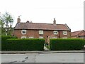 SK6946 : St Michael's Farmhouse, Hoveringham by Alan Murray-Rust