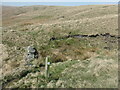 SE0016 : Yorkshire Water permissive path waymarker by Christine Johnstone