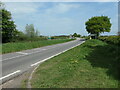 SP1999 : County boundary on the A4091 by Christine Johnstone