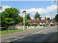 SU8330 : The Links Tavern, Liphook by Malc McDonald