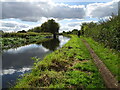 SO8697 : Towpath Scene by Gordon Griffiths