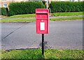 SE1936 : Queen Elizabeth II Postbox, Redcar Road, Bradford by Stephen Armstrong