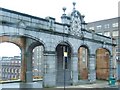 NS5965 : Facade of Royal Maternity Hospital ("Rottenrow") by Lairich Rig