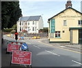 ST3090 : Temporary traffic lights, Pillmawr Road, Newport by Jaggery