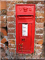 TM1674 : Burnt House Hoxne Road Victorian Postbox by Geographer