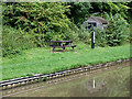 SJ6458 : Canalside picnic site near Aston juxta Mondrum, Cheshire by Roger  D Kidd