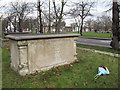 TQ1977 : St Anne's church, Kew: Zoffany tomb by Stephen Craven