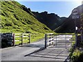 SK1382 : Cattle Grid at the bottom of Winnatts Pass by David Dixon