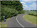 TQ0773 : The West Bedfont cycle path by Alan Hunt