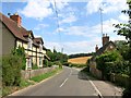 SU5775 : Roadside Houses, Ashampstead by Des Blenkinsopp