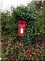 TM1480 : The Rectory Postbox by Geographer