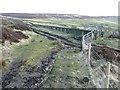 SE0028 : Gate on the Calderdale Way near Latham by Humphrey Bolton