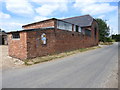 SU2766 : Strouds Farm, Chisbury, with VR postbox by Vieve Forward