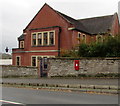 SO5174 : Queen Elizabeth II postbox in a Lower Galdeford wall, Ludlow by Jaggery