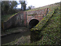 SU0681 : Dunnington Aqueduct, disused Wilts & Berks Canal by Vieve Forward