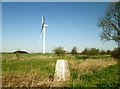 SE9238 : Yorkshire  Wolds  Way  passes  Trig  Point by Martin Dawes