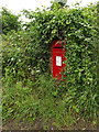 TL9383 : Brettenham Manor Postbox by Geographer