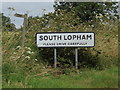 TM0480 : South Lopham Village Name sign by Geographer