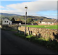 SO2118 : Old-style lamppost, Rectory Road, Crickhowell by Jaggery