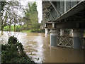 SP2965 : River Avon in spate at the railway bridge, southeast Warwick, 8 February 2016 by Robin Stott