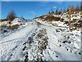 NS3581 : A junction of paths by Lairich Rig