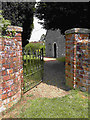 SU6850 : Rear entrance to St Mary's graveyard by Hugh Craddock