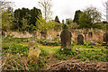 SO5175 : St Leonard's graveyard by Ian Capper