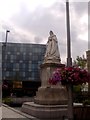 SD6827 : Queen Victoria statue, The Boulevard, Blackburn by Sue Grayson