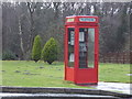 SY8990 : Coldharbour: a K8 phone box at Birchwood Tourist Park by Chris Downer