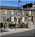 SO0900 : Bedlinog War Memorial by Jaggery